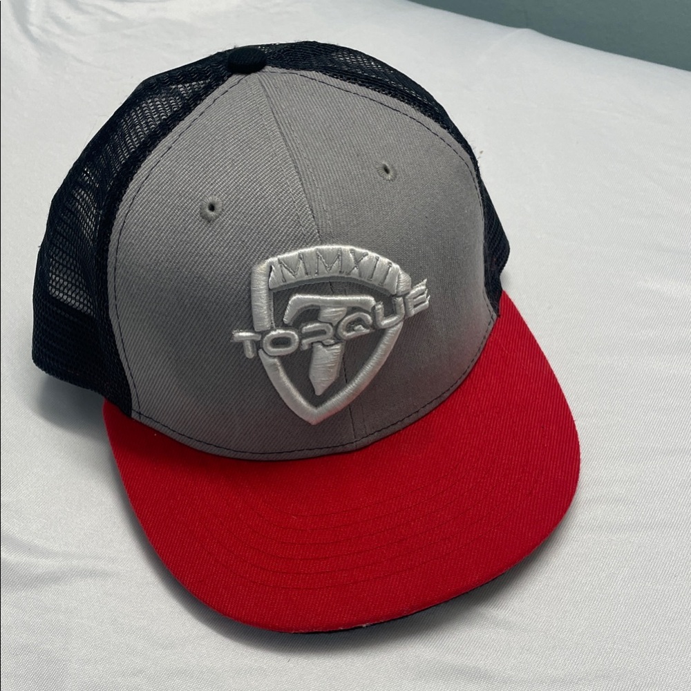 Torque - Gray and Red - Men's Trucker Hat - preowned - OS